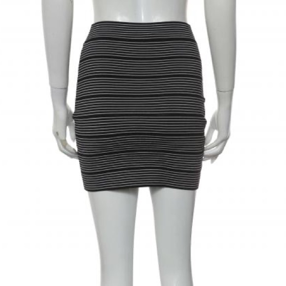 BCBG Alisa Power Skirt - Picture 3 of 6